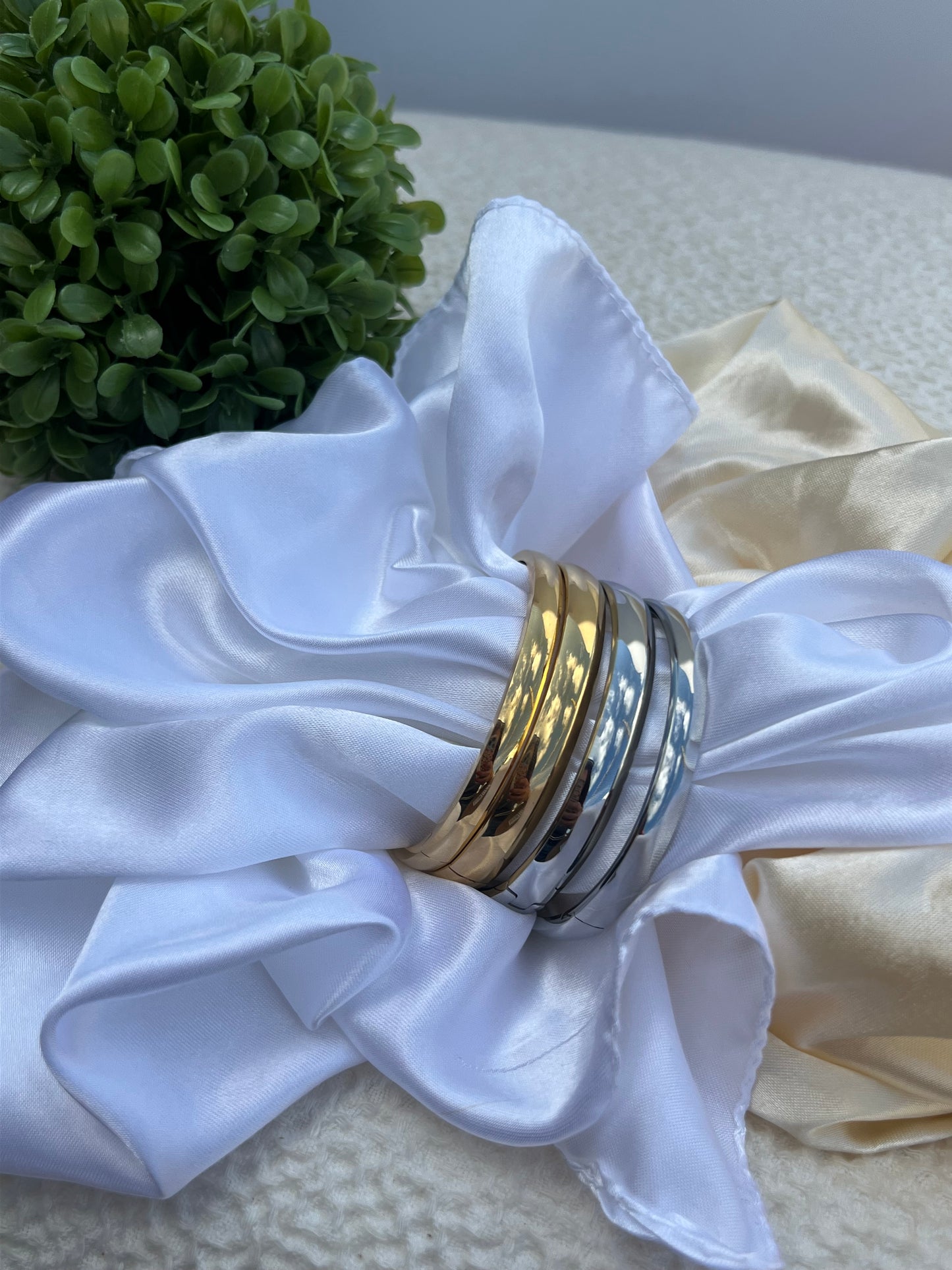 Kimy Bangles